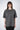 T-shirt boxy fit con accessori in ottone