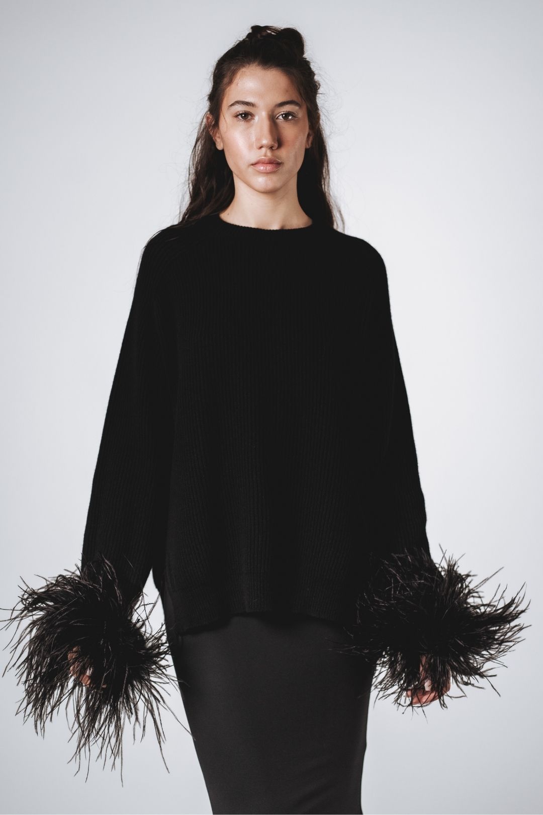 Maglione misto cashmere con piume